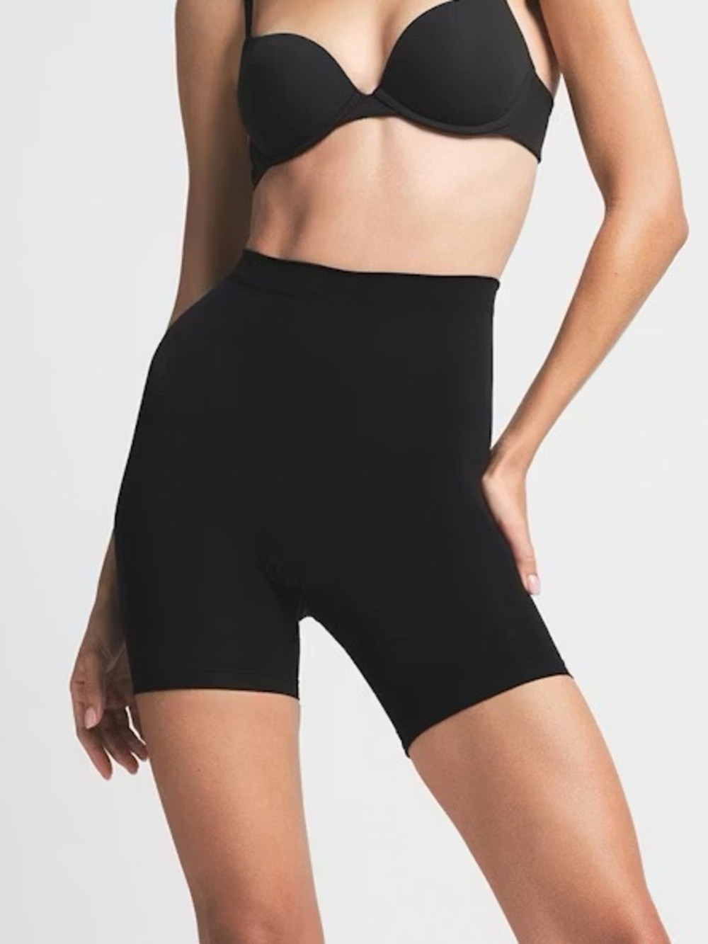 SKIMS mid-thigh sculpting shorts in Onyx